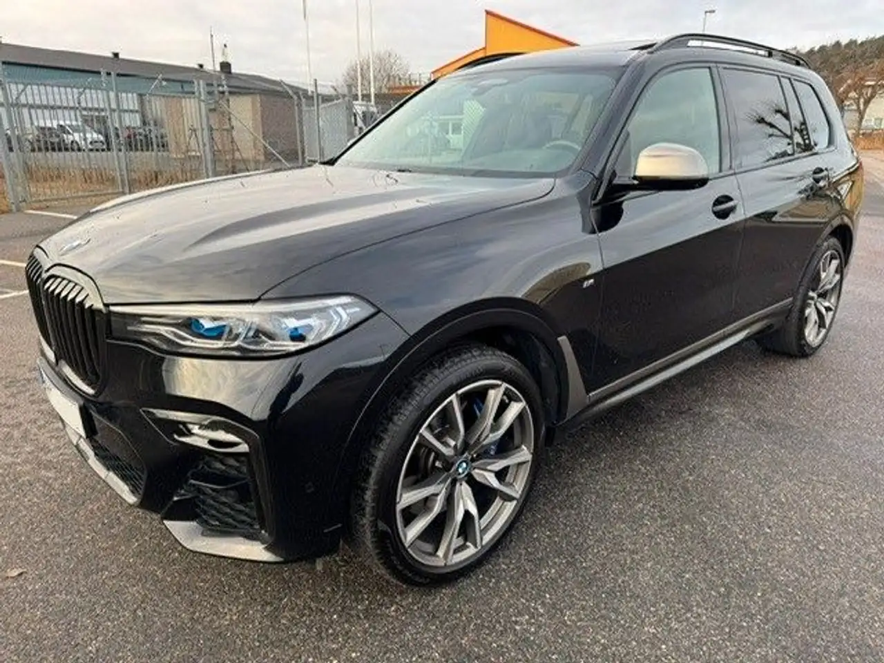 BMW X7