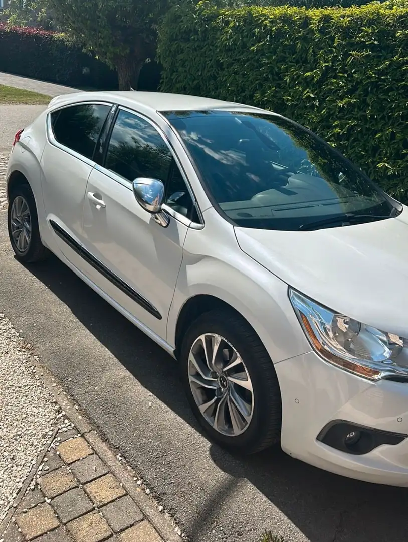 Citroen DS4 DS4 1.6 BlueHDi So Chic S Blanc - 1
