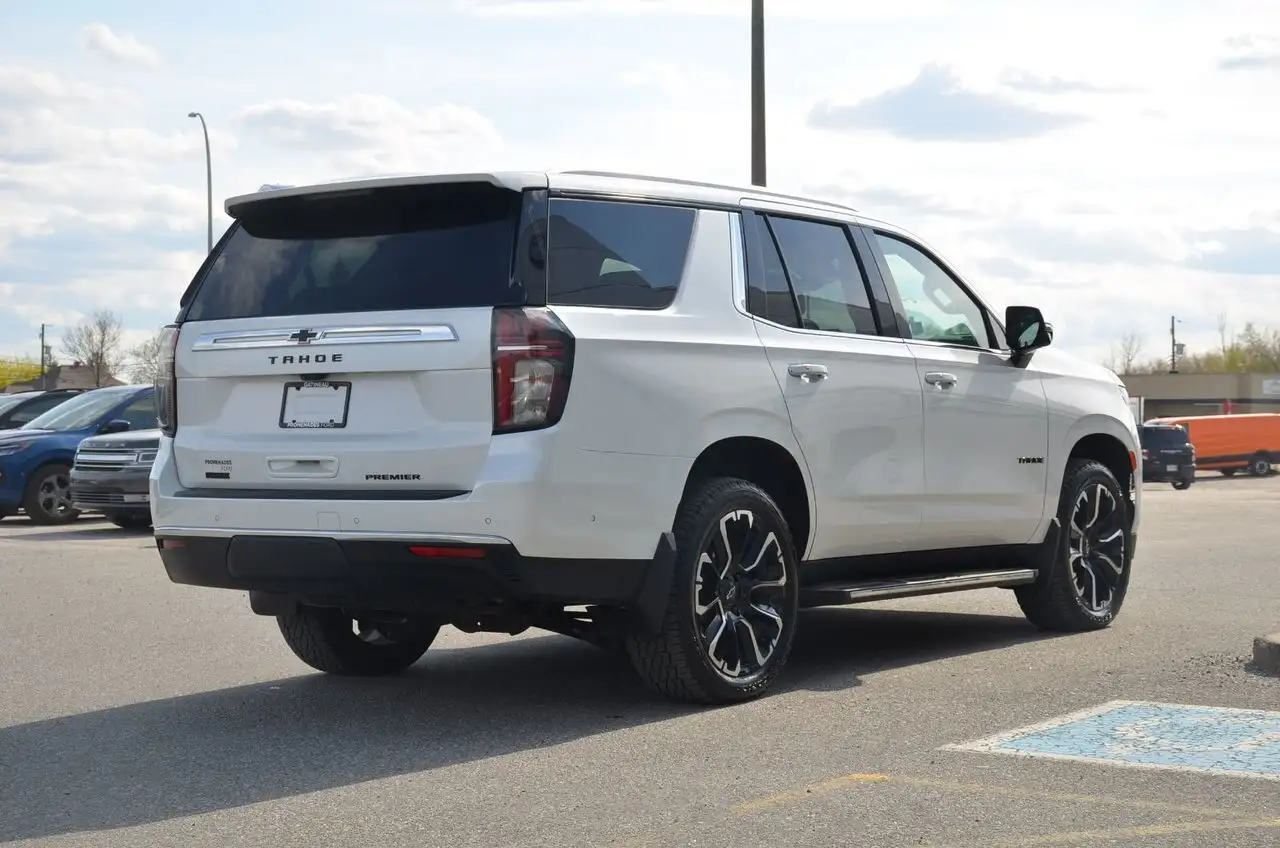 Chevrolet Tahoe снимка Chevrolet Tahoe