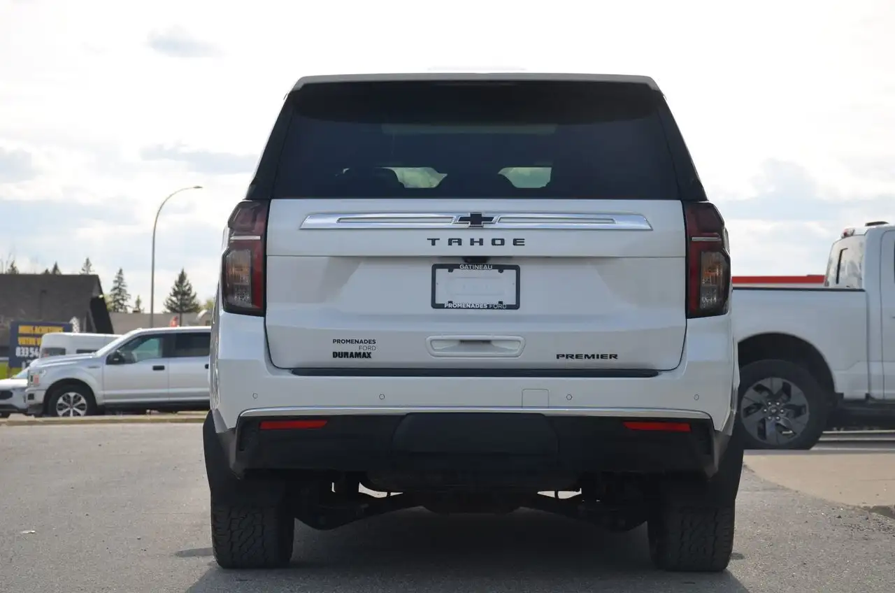 Chevrolet Tahoe снимка Chevrolet Tahoe