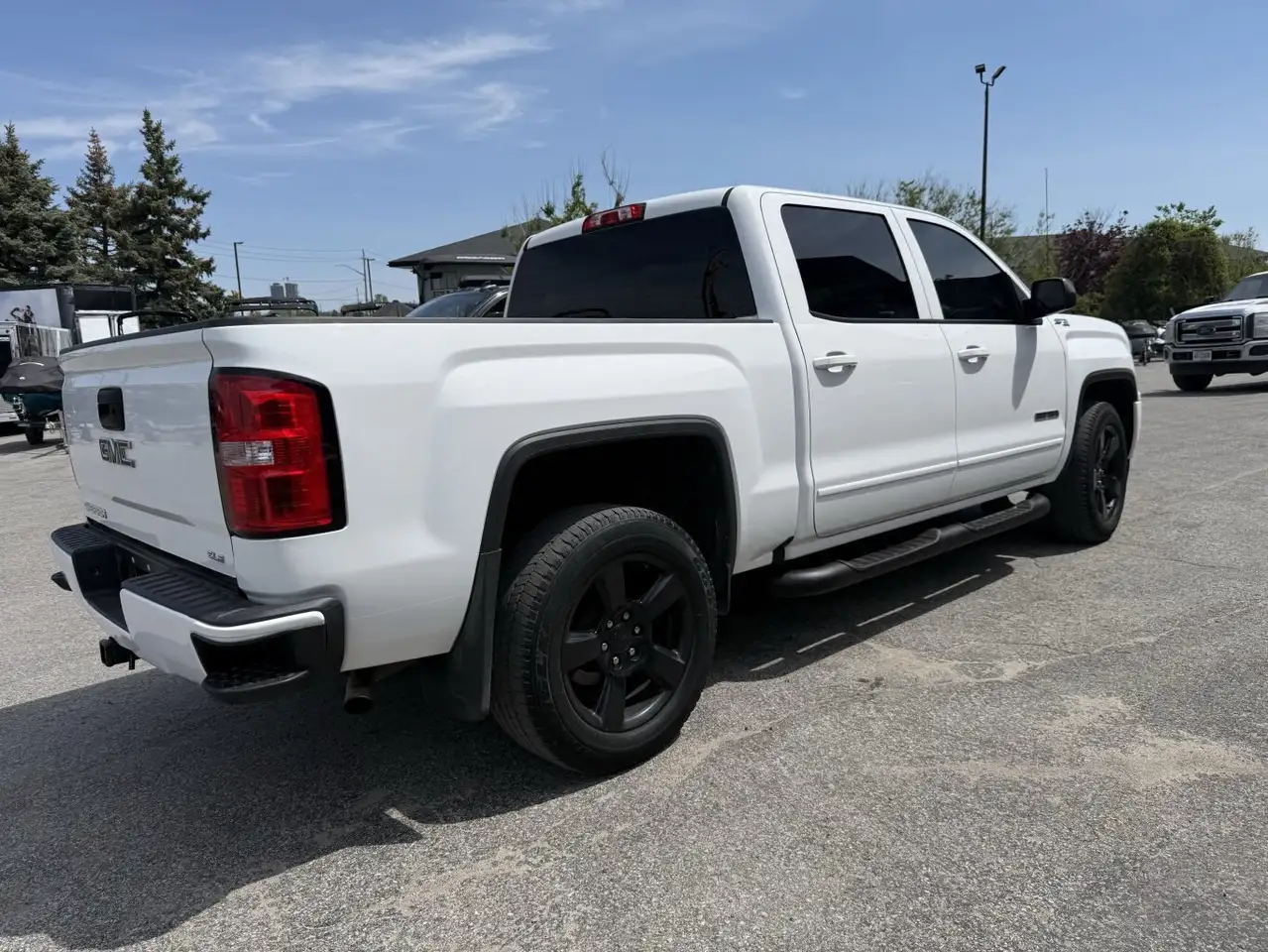GMC Sierra 1500 снимка GMC Sierra 1500