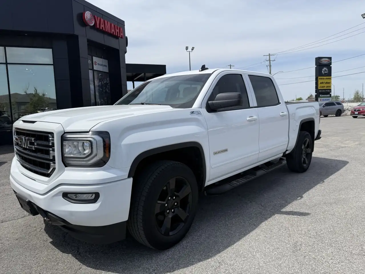 GMC Sierra 1500 снимка GMC Sierra 1500