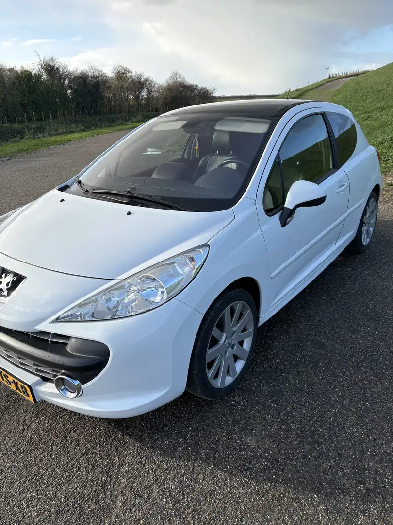 Peugeot 207 1.6-16V T Féline Wit - 2