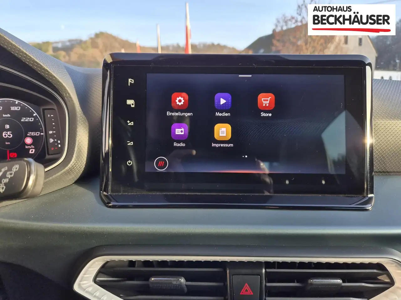 SEAT Arona Xperience 1,0TSI - LED-Scheinwerfer, Navi, SHZ,... 32