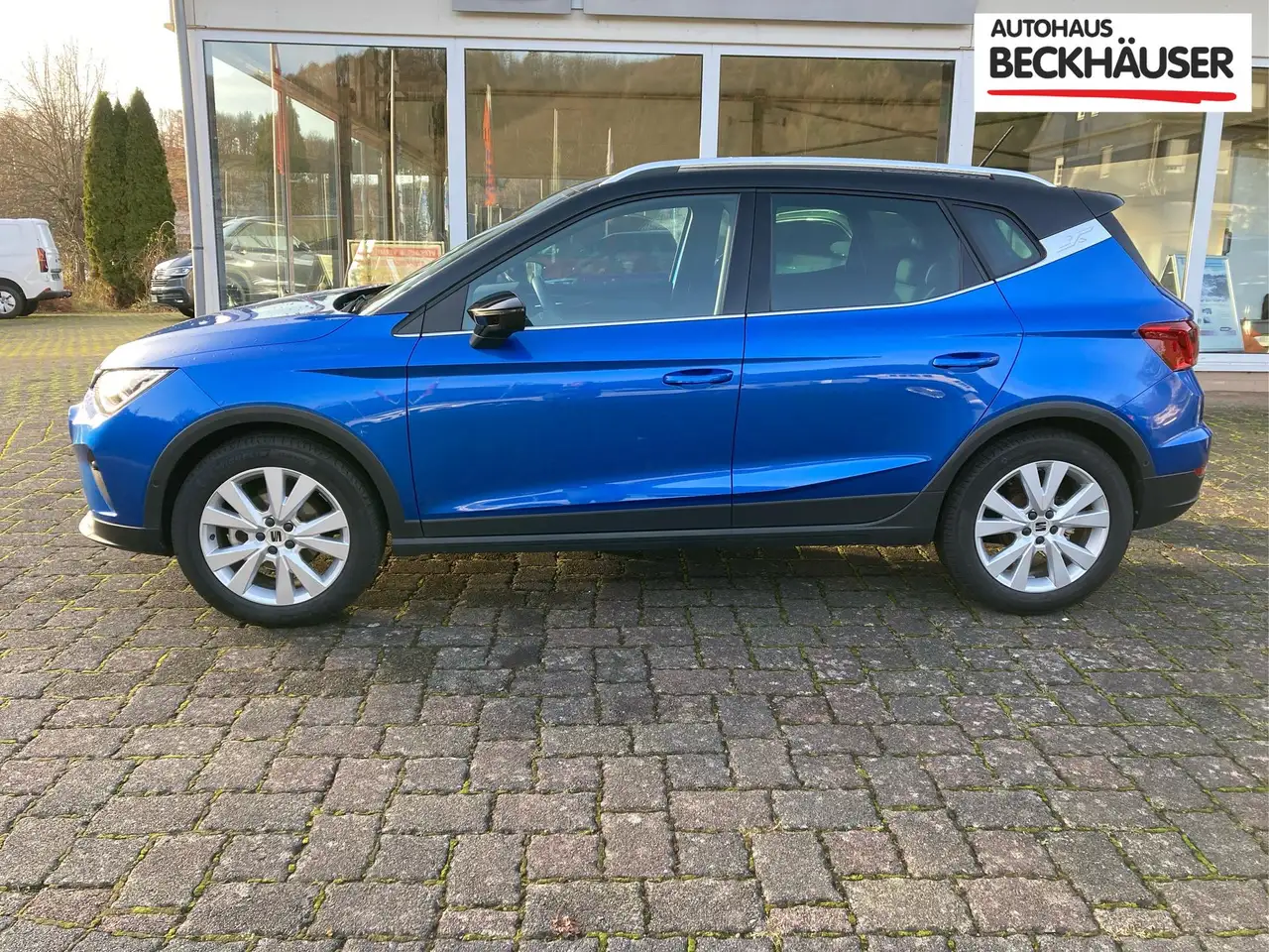 SEAT Arona Xperience 1,0TSI - LED-Scheinwerfer, Navi, SHZ,... 2