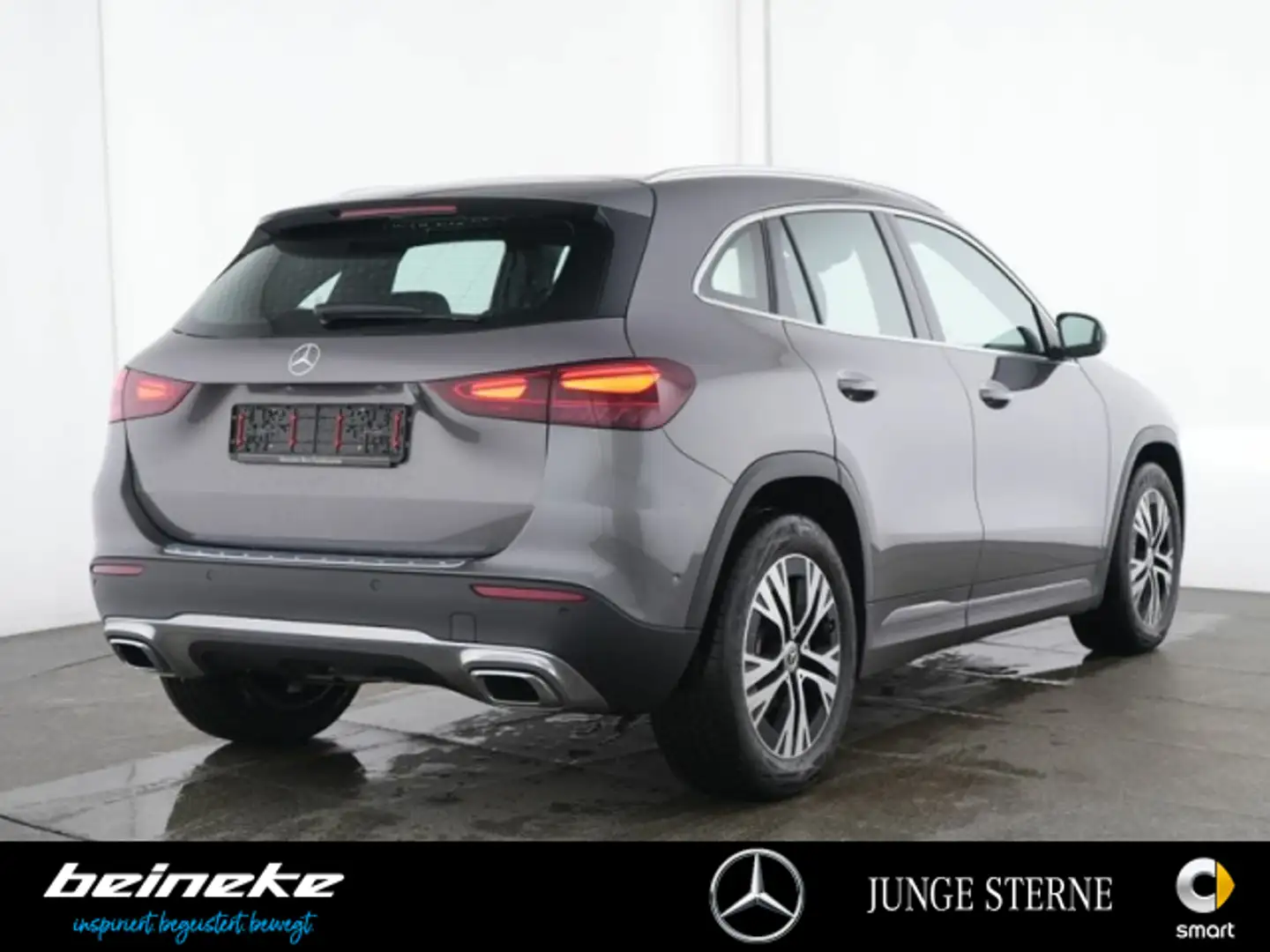 Mercedes-Benz GLA 200 GLA 200 Progressive LED AHK Kamera Easy-Pack SH Grau - 2