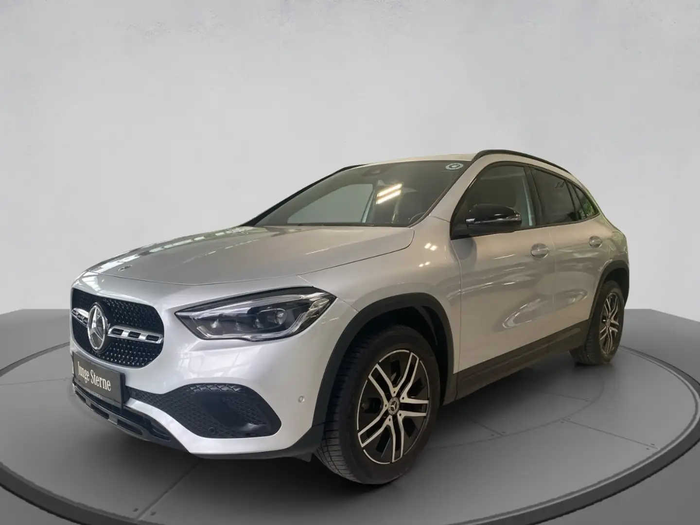 Mercedes-Benz GLA 200 d 4MATIC Progressive Night Mbeam MBUX Silber - 2