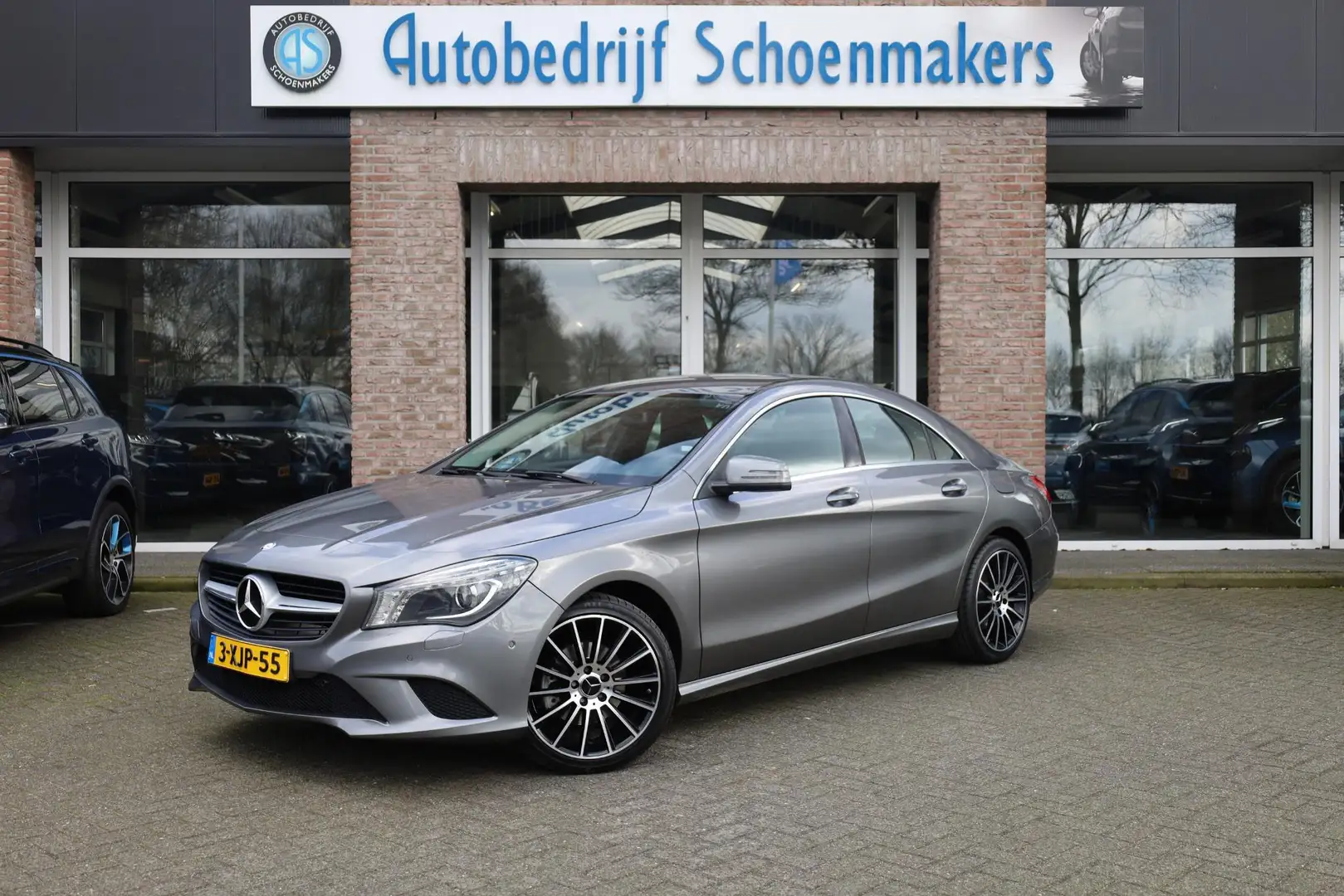 Mercedes-Benz CLA 180 CDI Ambition STOELVERW. NAVI 2xPDC CRUISE HALFLEER Grau - 1