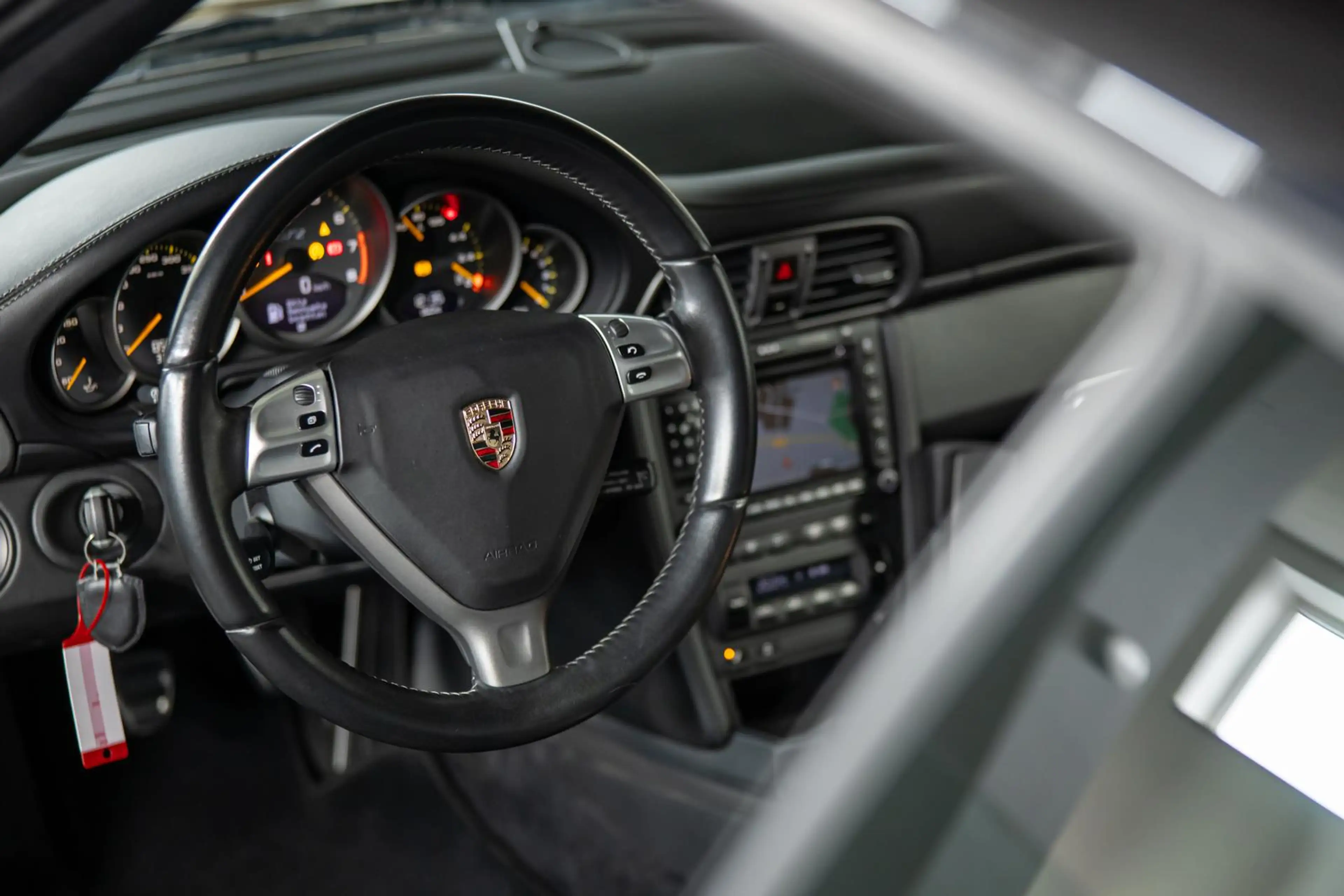 Porsche 911 3.6 Turbo GT2 PDC BOSE KERAMIK VOLL-LEDER — photo 15