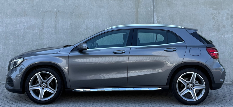 Mercedes-Benz GLA 180 BS 2017 Grijs AMG NAP|LED|APK — photo 3