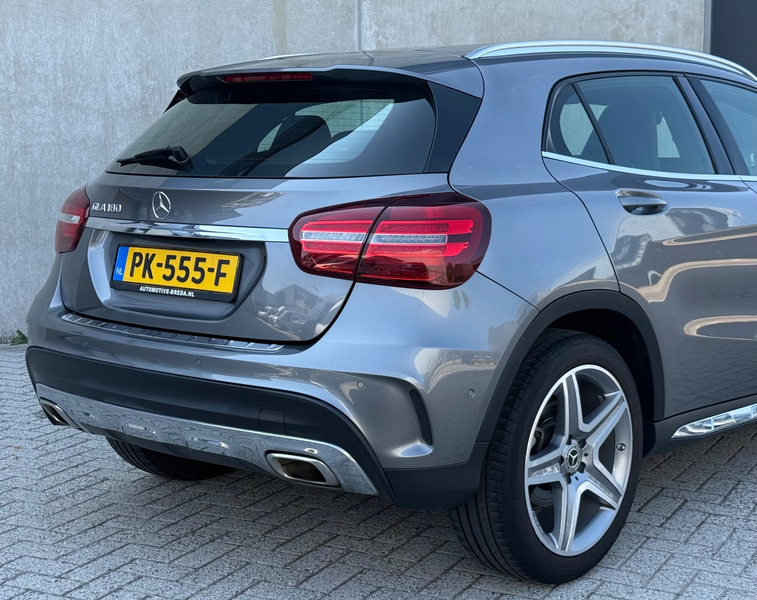 Mercedes-Benz GLA 180 BS 2017 Grijs AMG NAP|LED|APK — photo 18