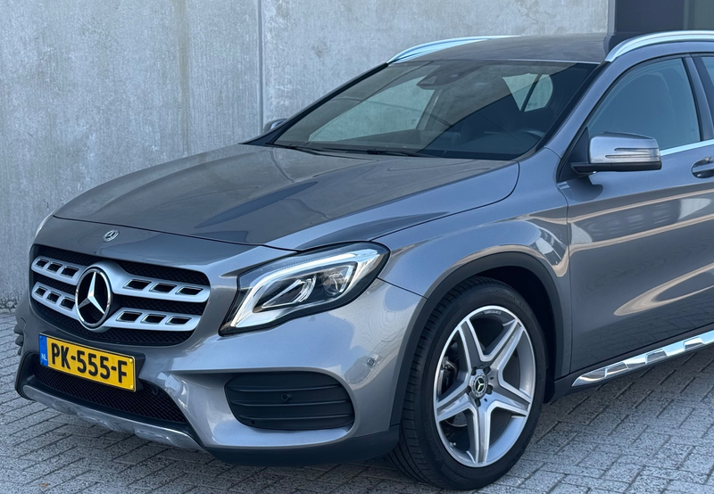 Mercedes-Benz GLA 180 BS 2017 Grijs AMG NAP|LED|APK — photo 2
