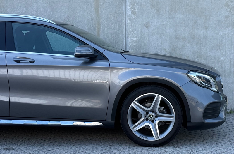 Mercedes-Benz GLA 180 BS 2017 Grijs AMG NAP|LED|APK — photo 16