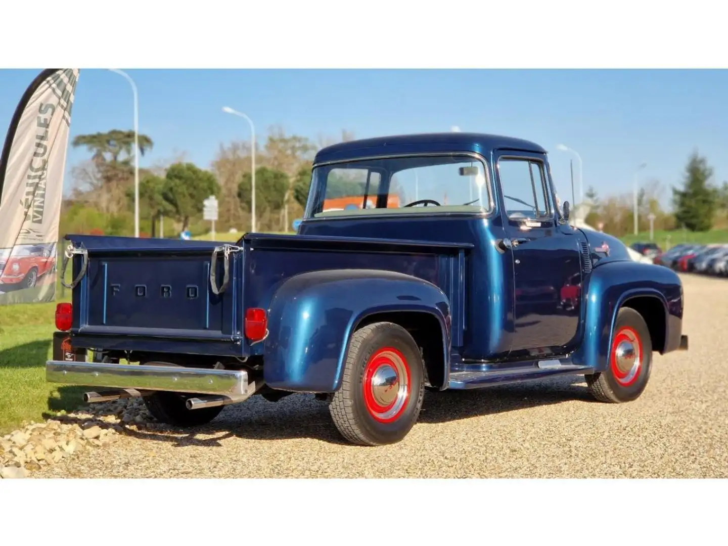 Ford F 100 V8 272 CI 4.7L Blau - 2