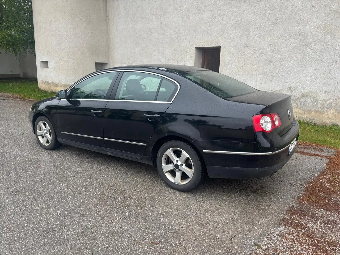 Volkswagen Passat 1.6 TDI Limousine Schwarz - 1