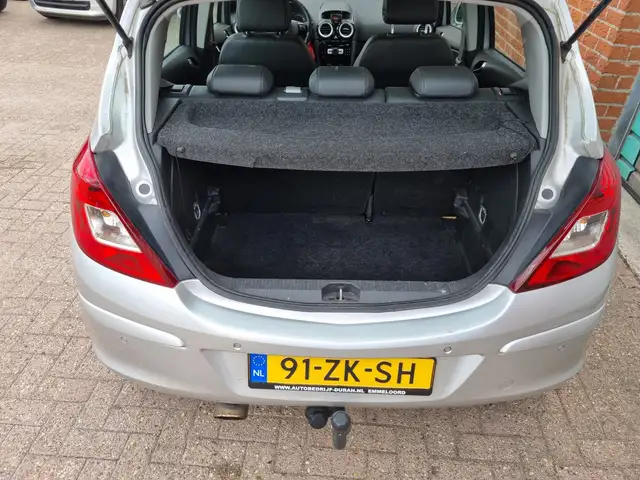 Opel Corsa view 7