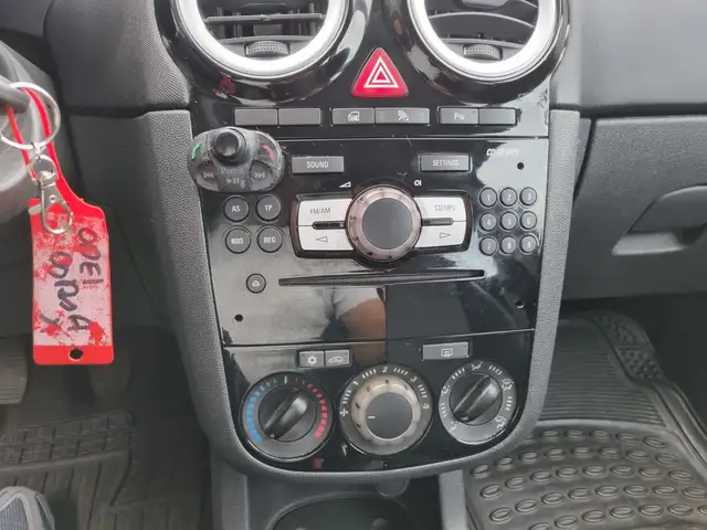 Opel Corsa view 11