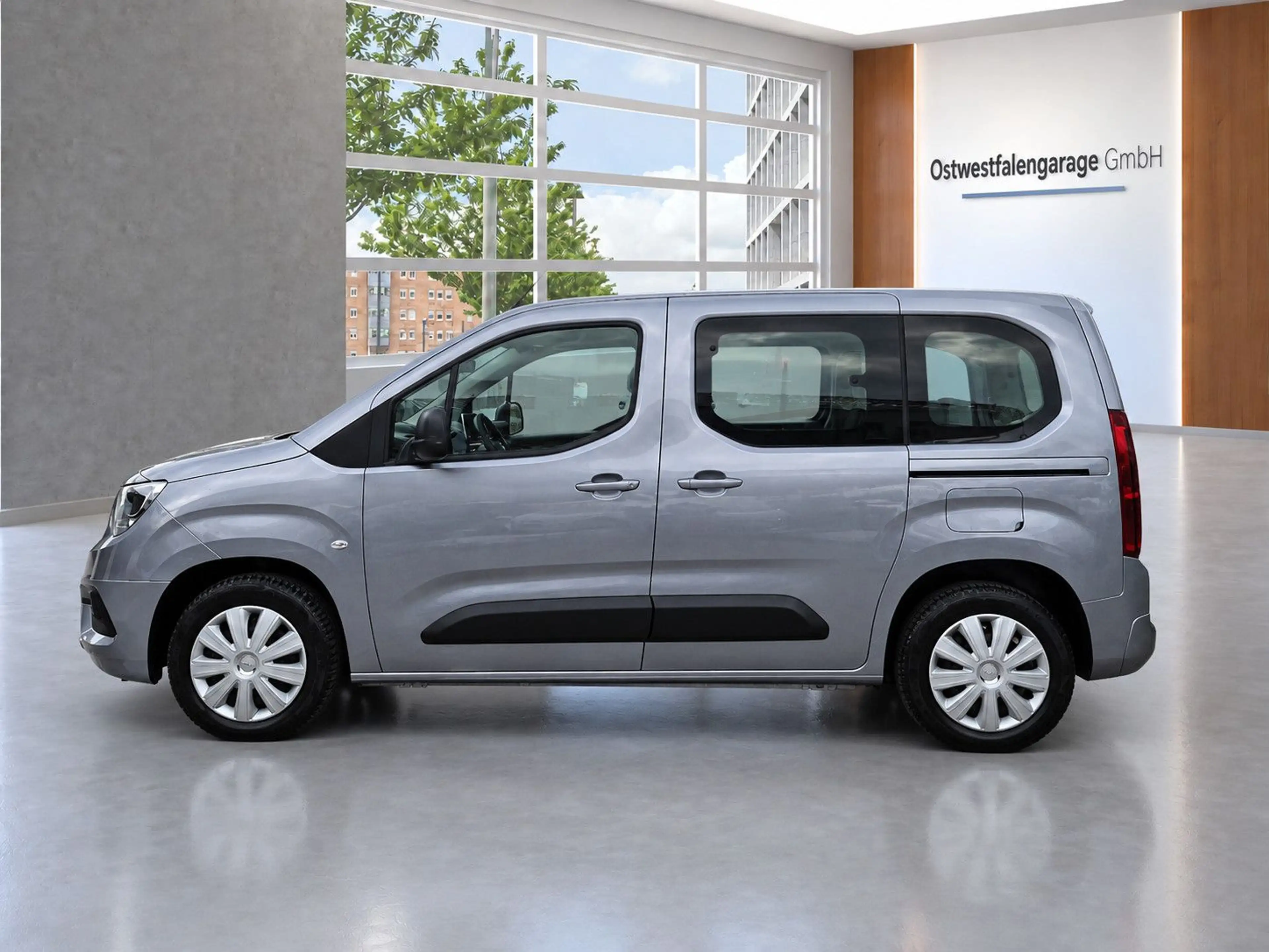 Opel Combo Life E Edition (1. Hand, 5-Sitzer) — photo 4