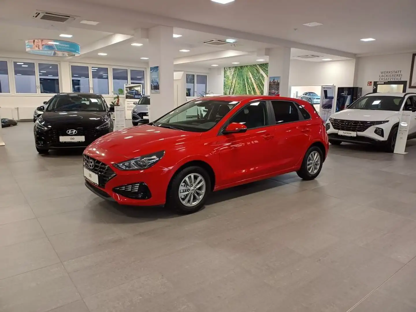 Hyundai i30 1.5 DPI i-Line *PDC* *Bluetooth* Rouge - 2