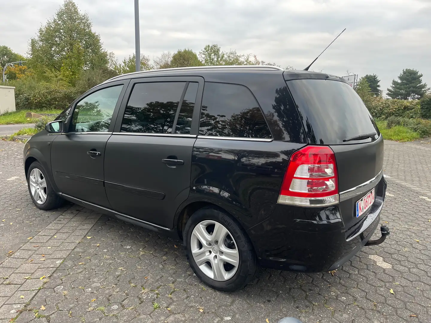 Opel Zafira Edition Noir - 1