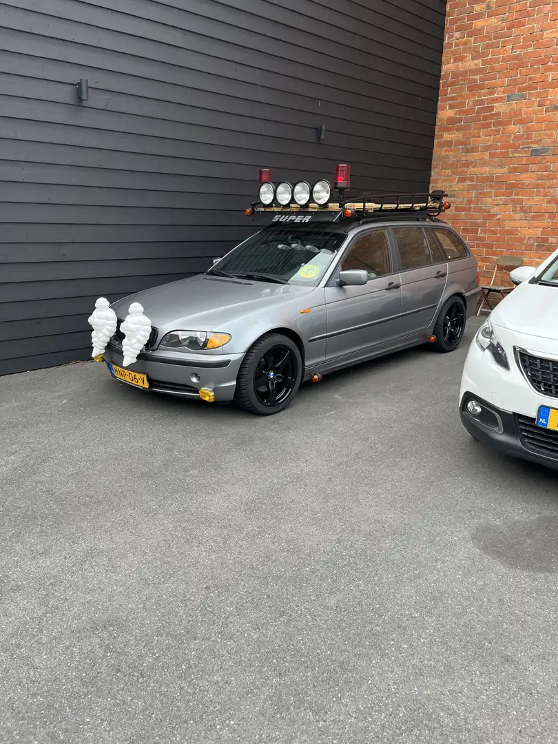 BMW 330 318d Grijs - 2