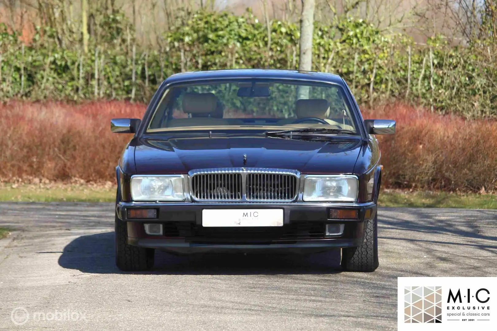 Daimler Double Six Jaguar 6.0 6.0 V12 Rouge - 2