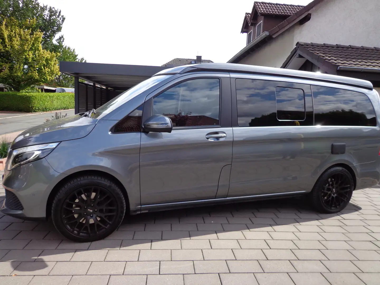 Mercedes-Benz Marco Polo V 250 d lang 4Matic 9G-TRONIC Edition (Standh.) Grau - 2