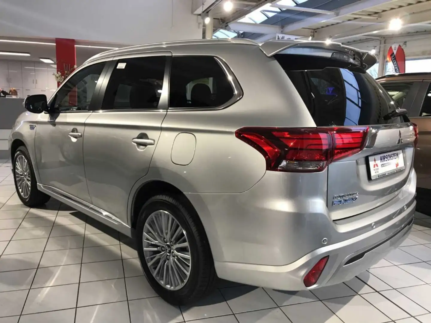 Mitsubishi Outlander Plus Spirit 360Kamera Totwinkel Silber - 2