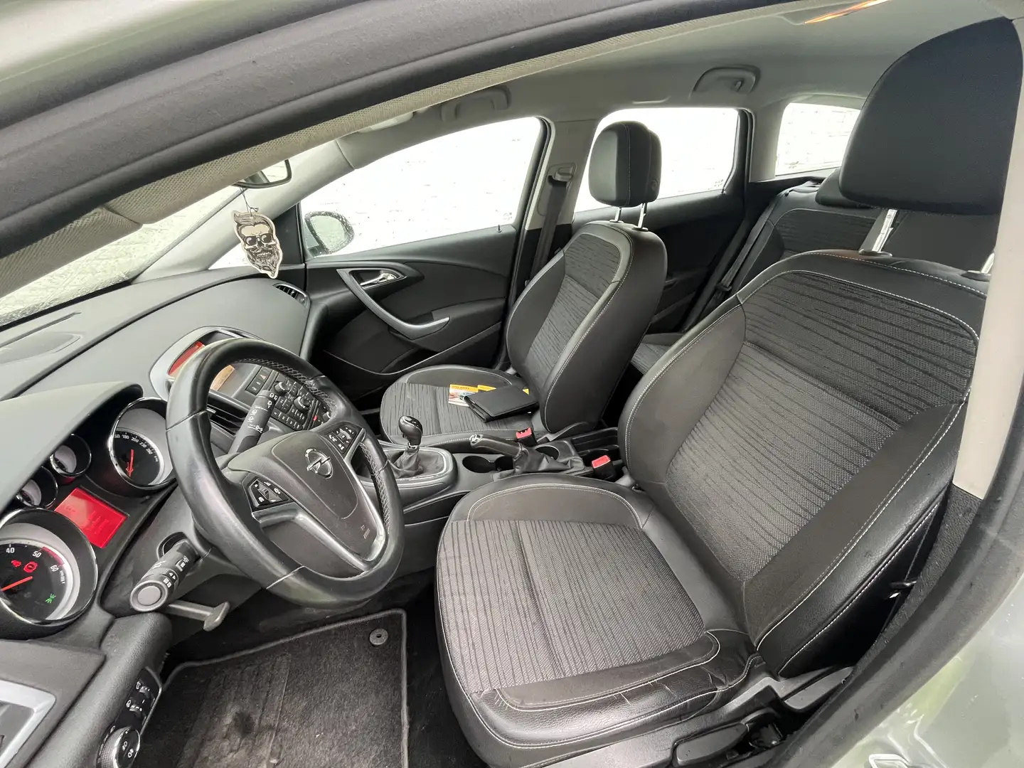 Opel Astra Euro6 b (marchand export) - 2