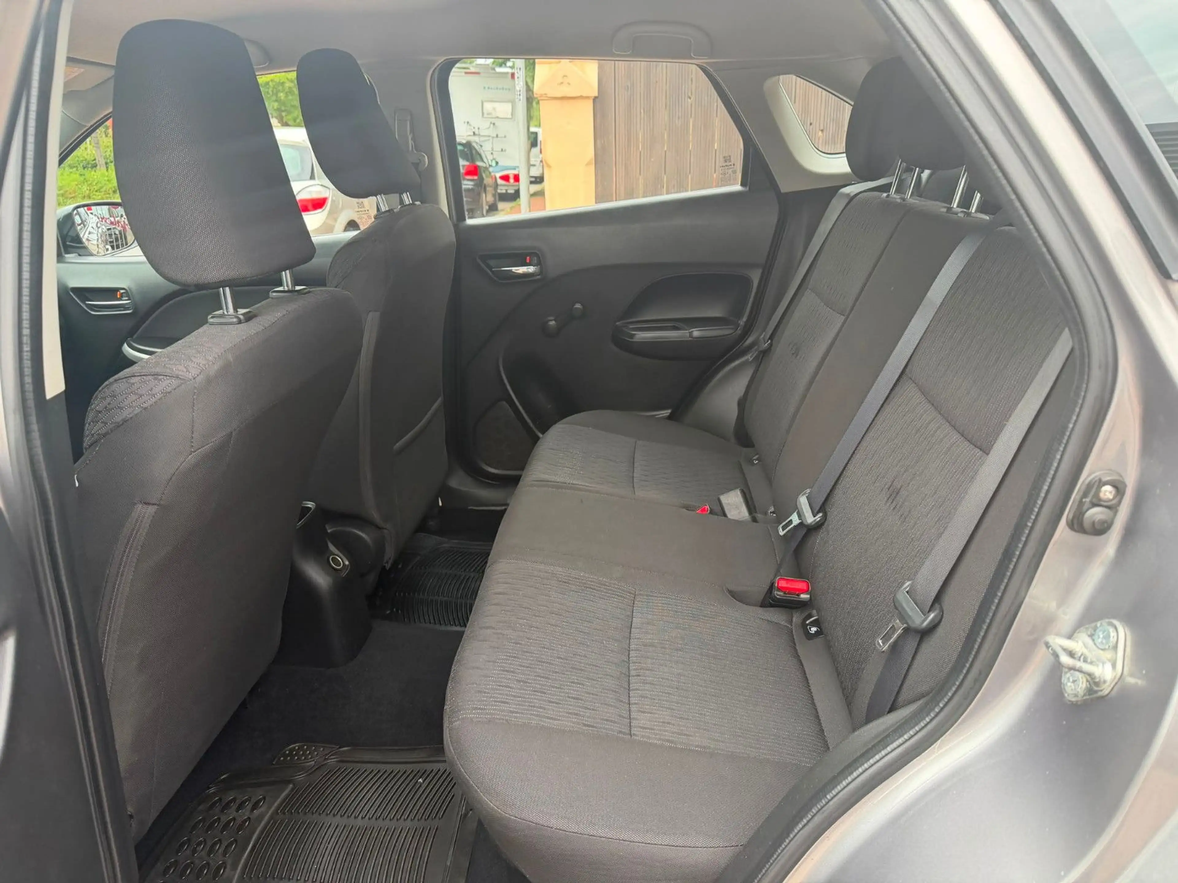 Suzuki Baleno Club|Klimaanlage|Bluetooth|Allwetter — photo 13