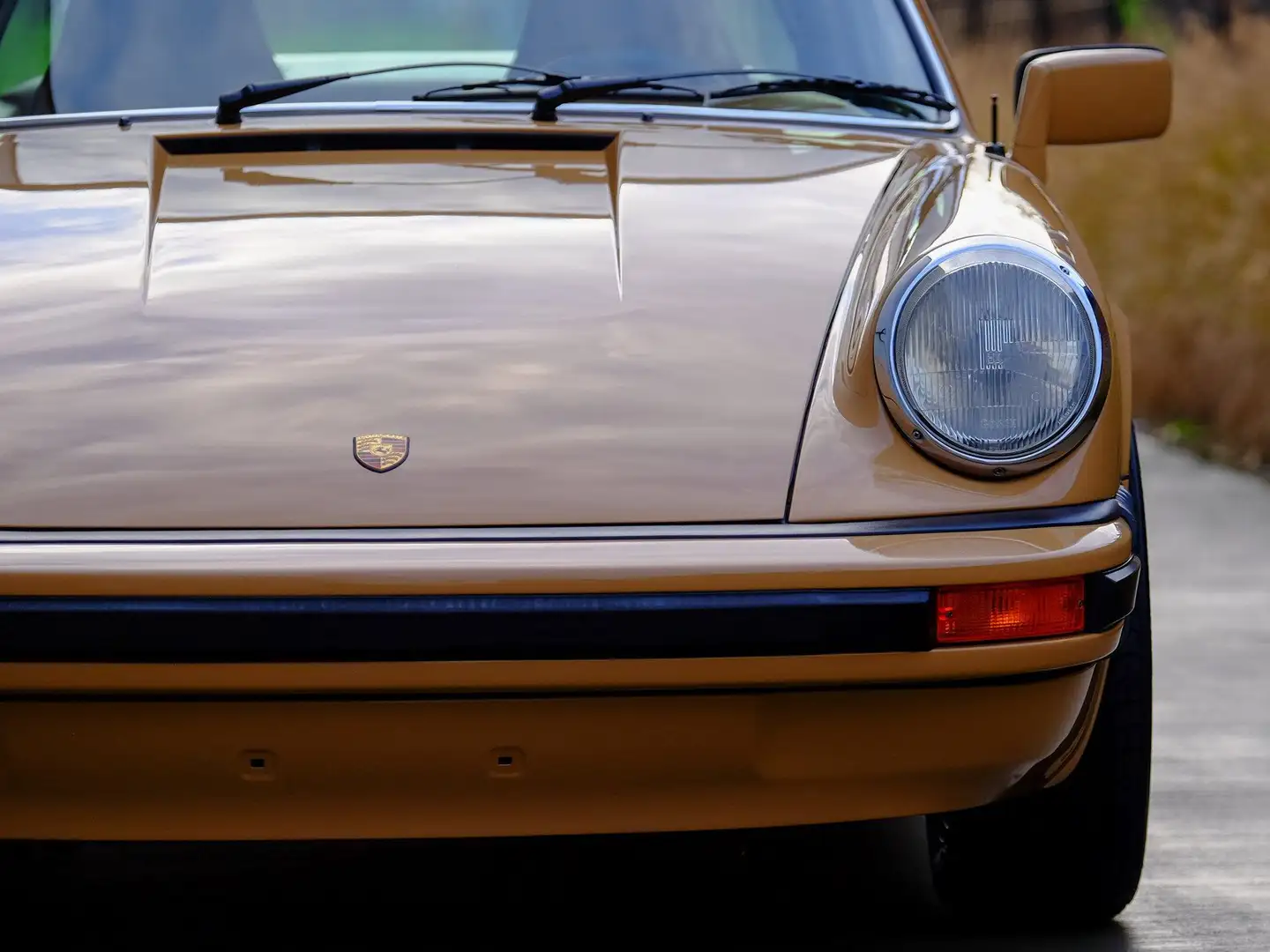 Porsche 911 3.0 SC targa UNIQUE Beżowy - 2