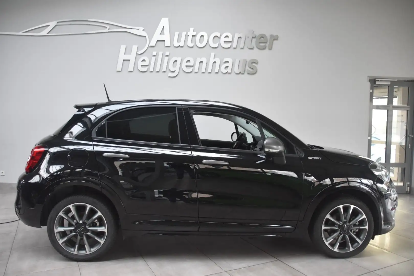 Fiat 500X Dolcevita Sport HYB LED Navi Kam Faltdach Schwarz - 2