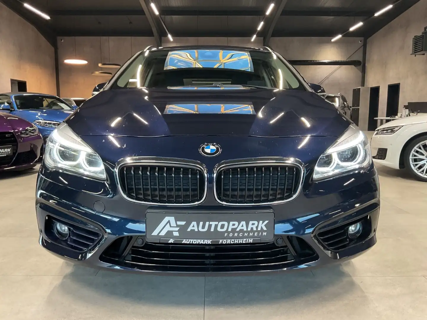 BMW 220 xDr. Sport Line LED Navi Pano Blau - 2