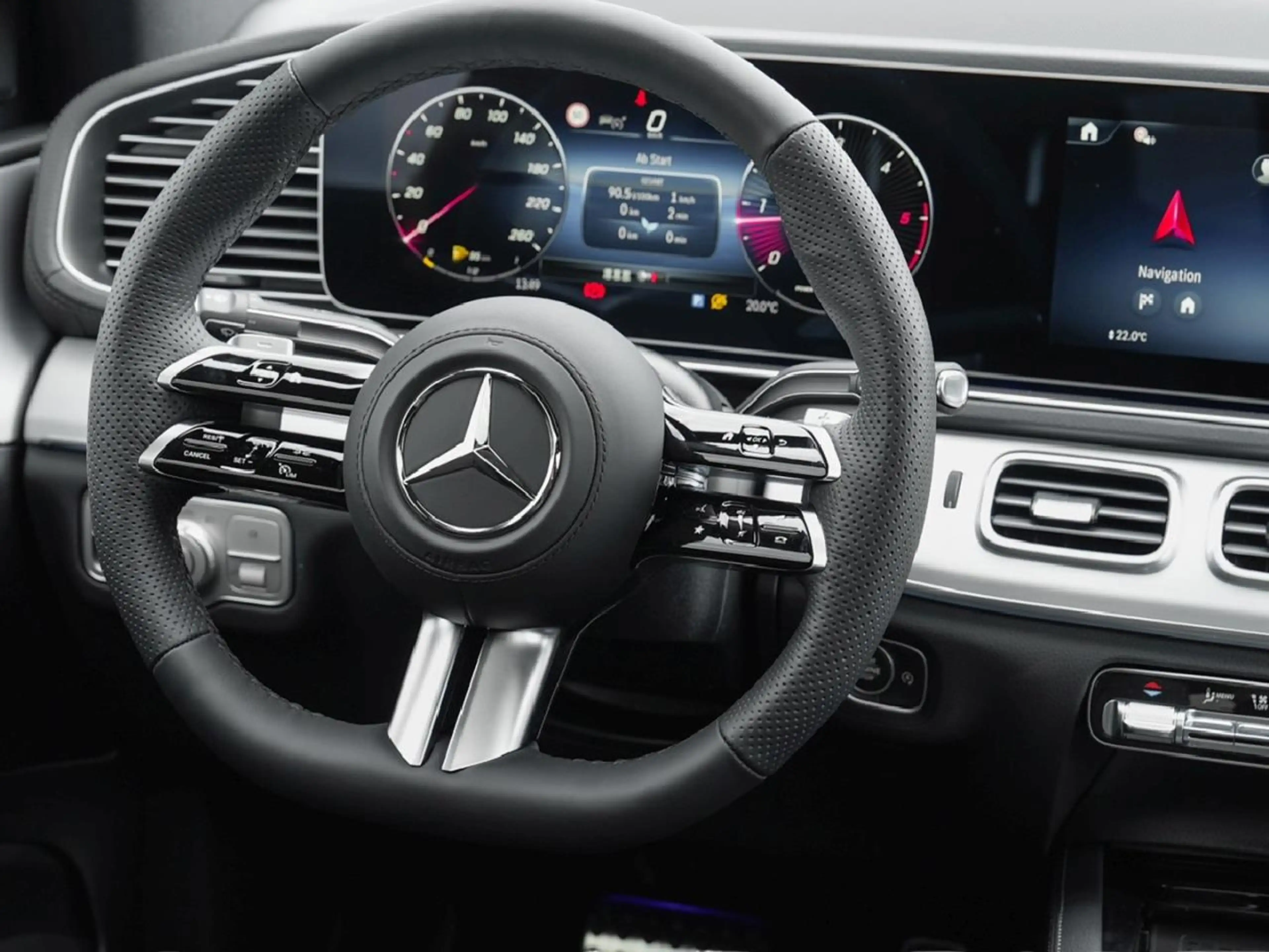 Mercedes-Benz GLE 300 d 4MATIC Coupé AMG Night Panorama 360° — photo 7