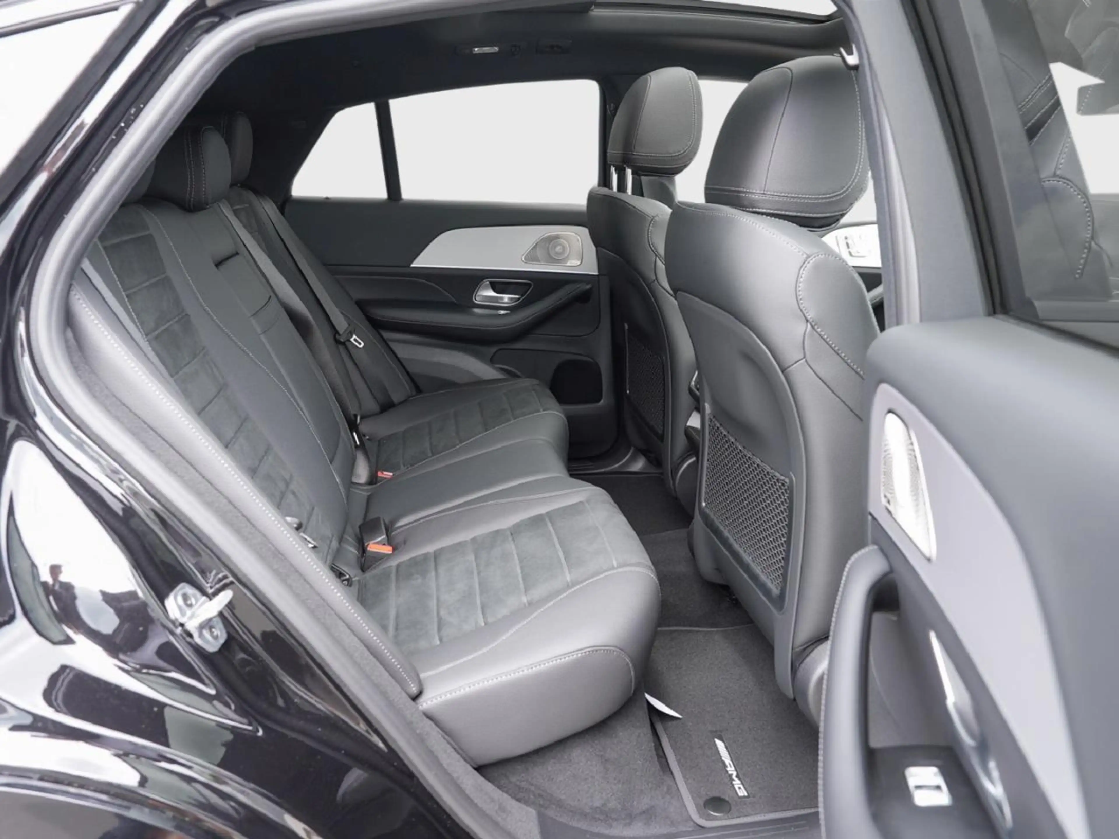 Mercedes-Benz GLE 300 d 4MATIC Coupé AMG Night Panorama 360° — photo 10