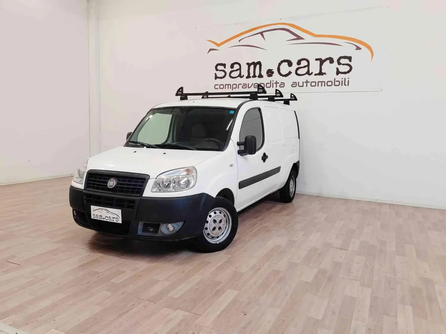 Fiat Doblo Doblò 1.6 16V Nat.Pow. Car. Maxi Bianco - 1