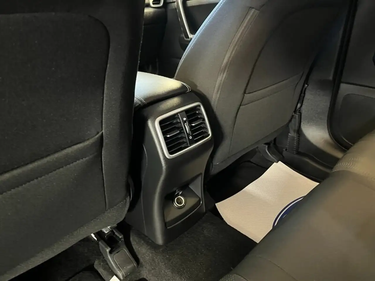 Kia Sportage снимка Kia Sportage