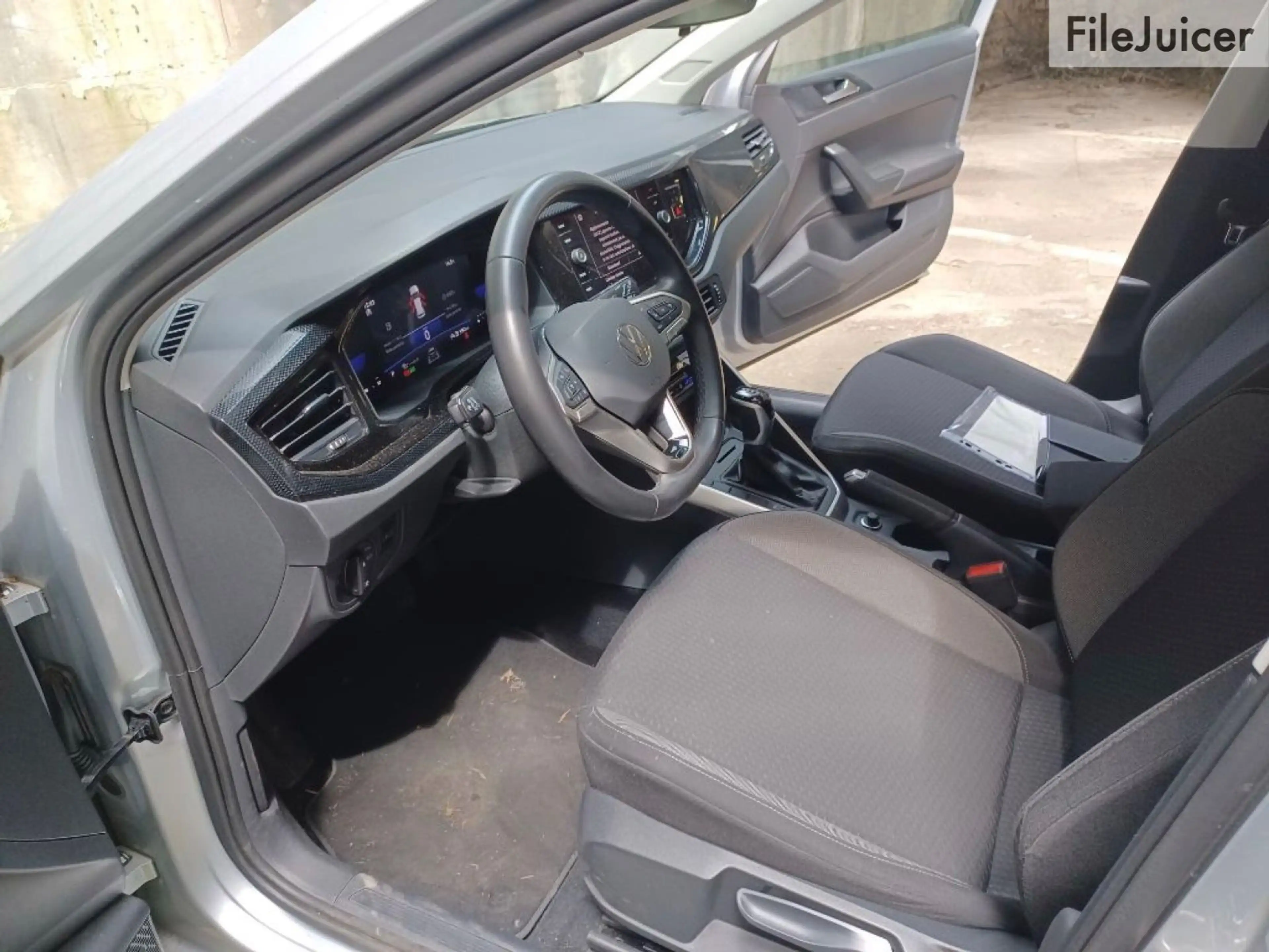 Volkswagen Taigo Life DSG|LED|ALU|DAB|ACC|CARPLAY|1.HAND — photo 11