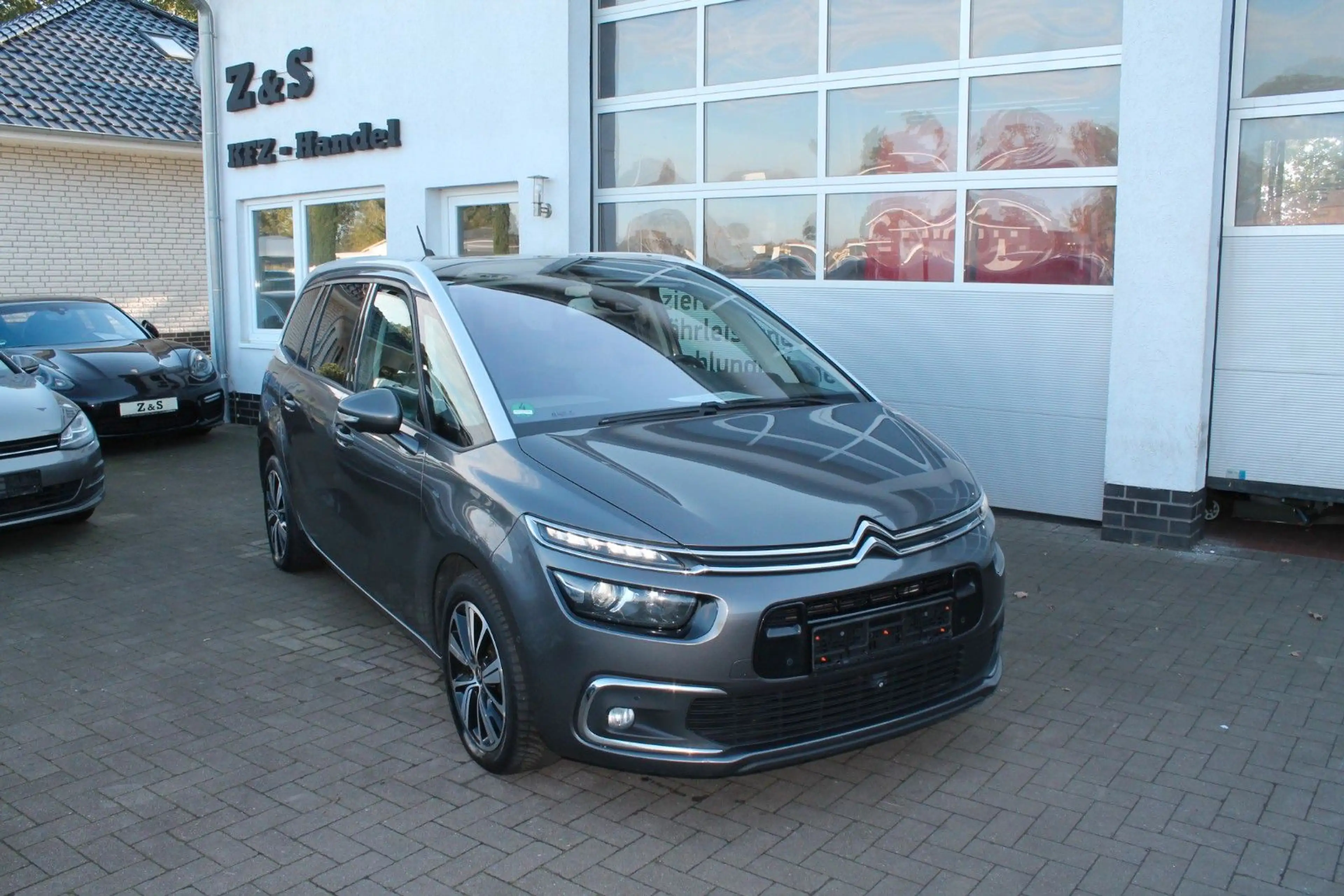 Citroen Grand C4 Picasso /Spacetourer Shine