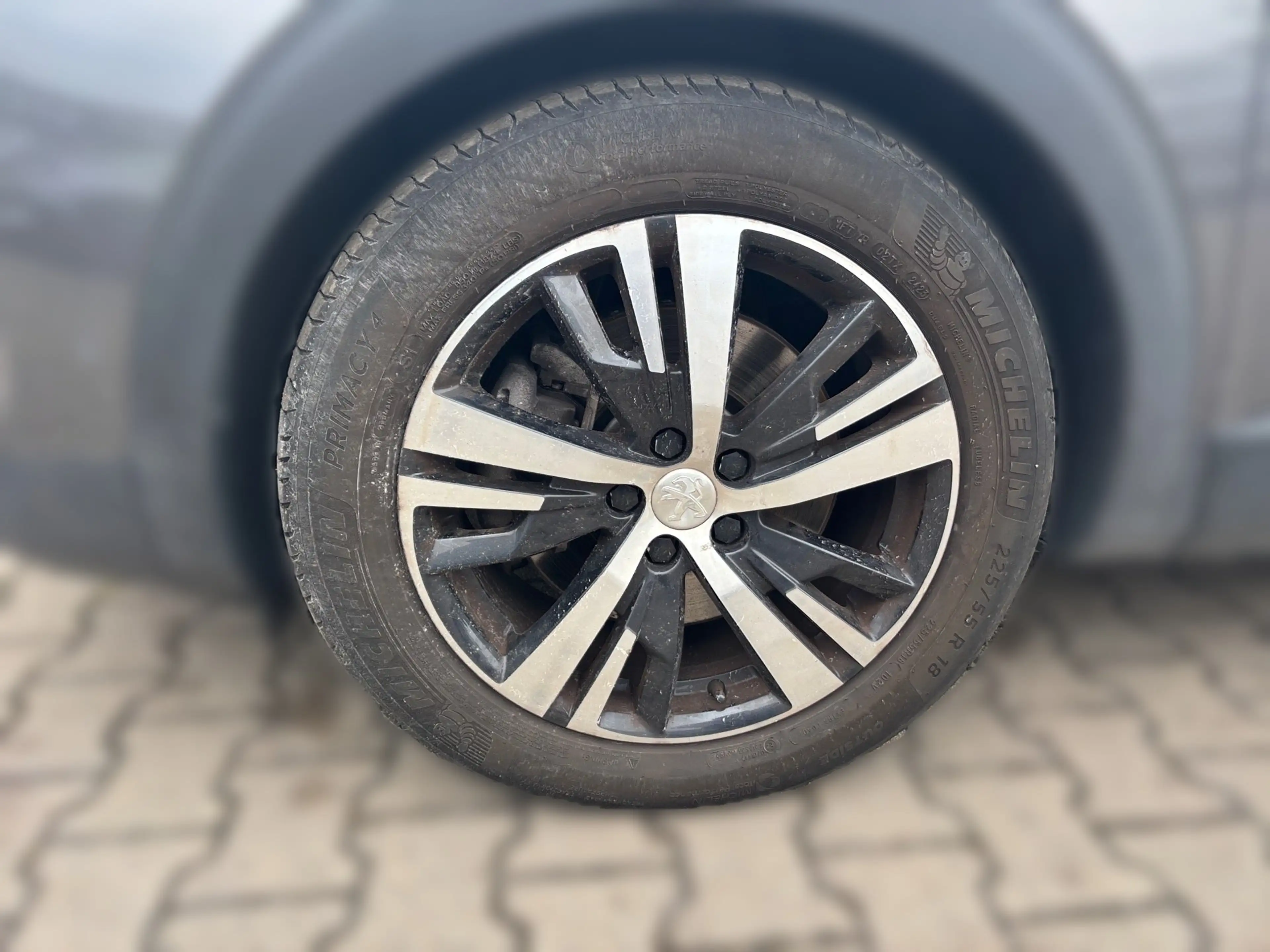 Peugeot Others 3008 Hybrid 225 (Plug-In) e-EAT8 GT ACC Pano Navi — photo 4
