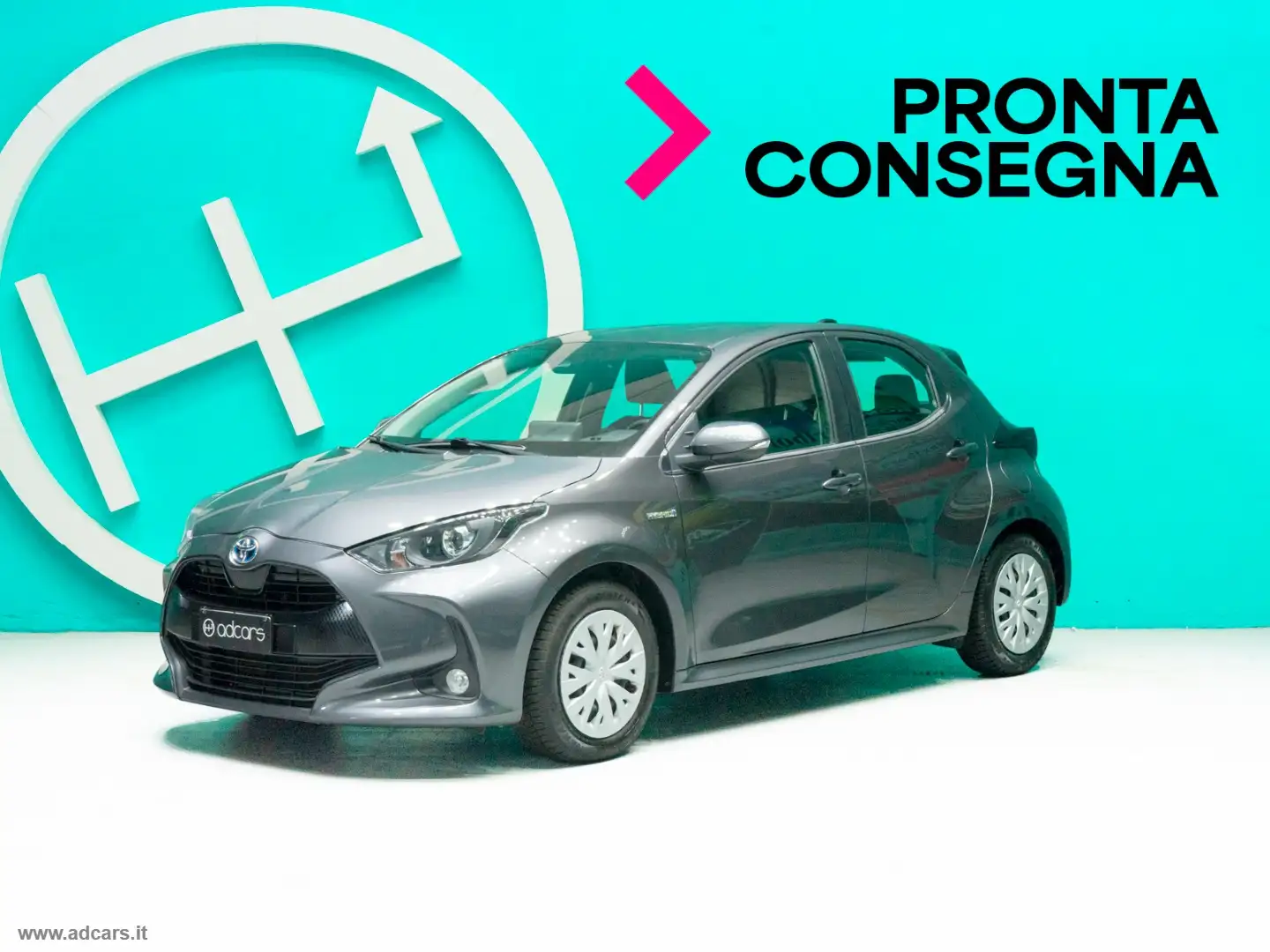 Toyota Yaris 1.5 Hybrid 5p. Business Gris - 1