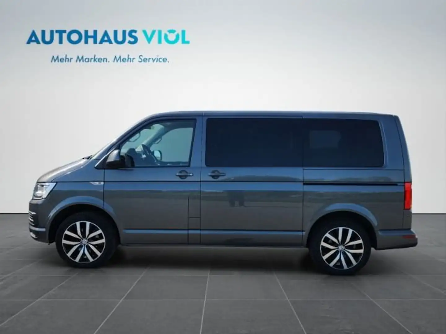 Volkswagen T6 Multivan T6 2.0 TDI Multivan Comfortline Gris - 2
