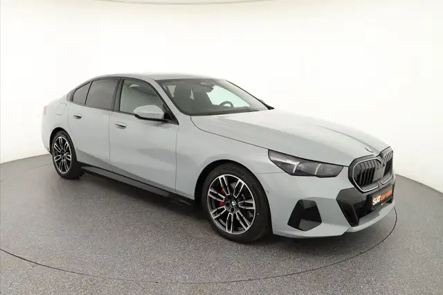 BMW 520 d M Sport 360°*ACC*AHK*HUD*Matrix*NAV*ParkAs