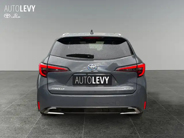 Toyota Corolla view 5