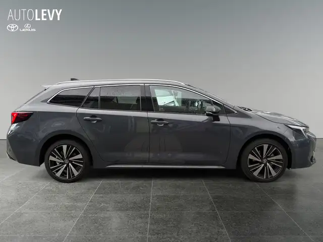 Toyota Corolla view 7