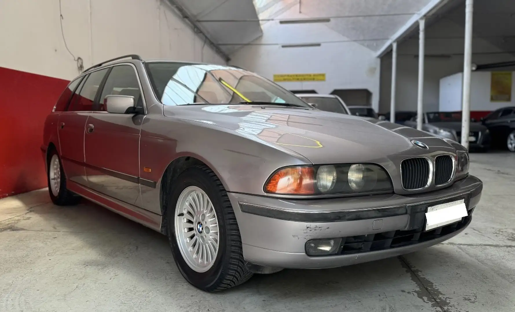 BMW 525 TDS 2.5 V6 143CV E39 Touring UniPro - 1