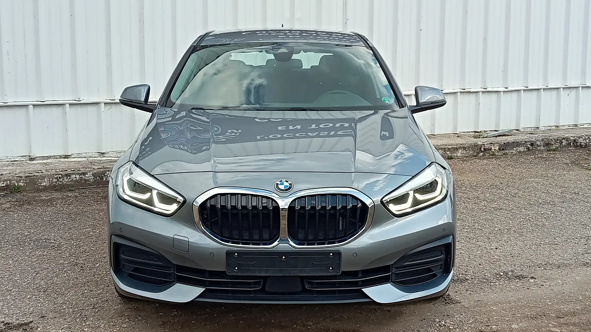 BMW 118 118d 150 ch BVA8 Grijs - 2