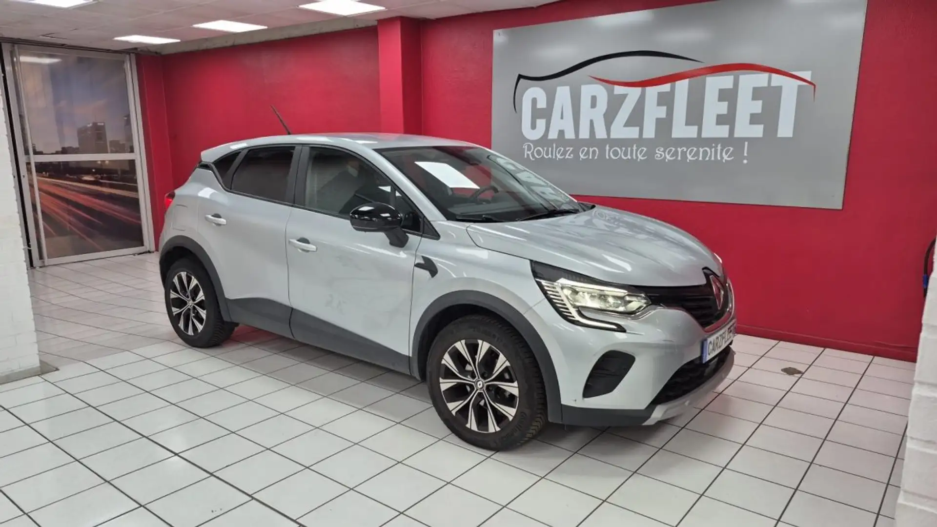Renault Captur SUV 1.0 Tce 100cv EVOLUTION GPL/1 ERE MAIN/EXPORT ALGERIE 14800 HT Gris - 1