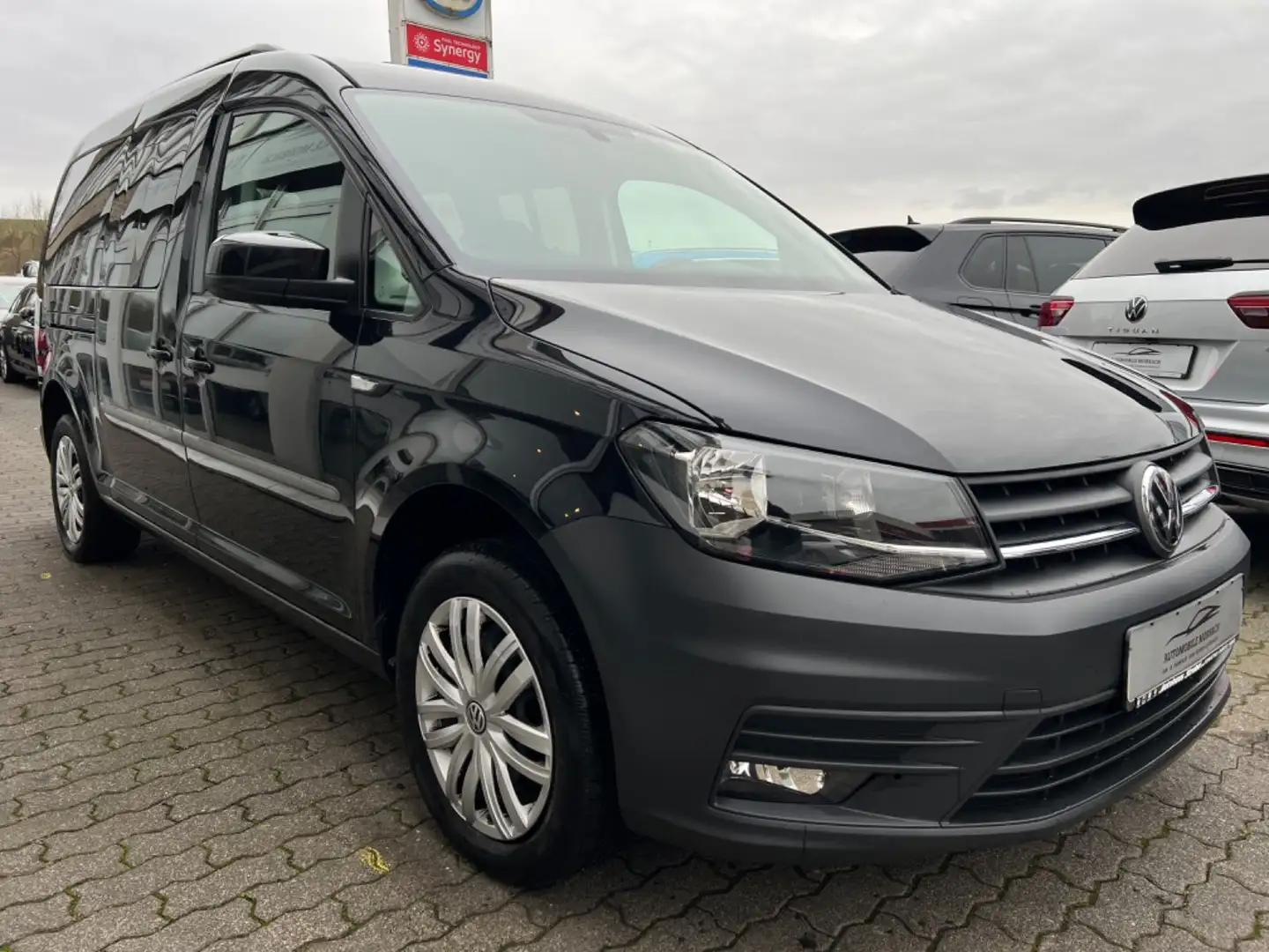 Volkswagen Caddy Maxi 1.4 TSI*7SITZER*NAVI*EURO 6* Negru - 1