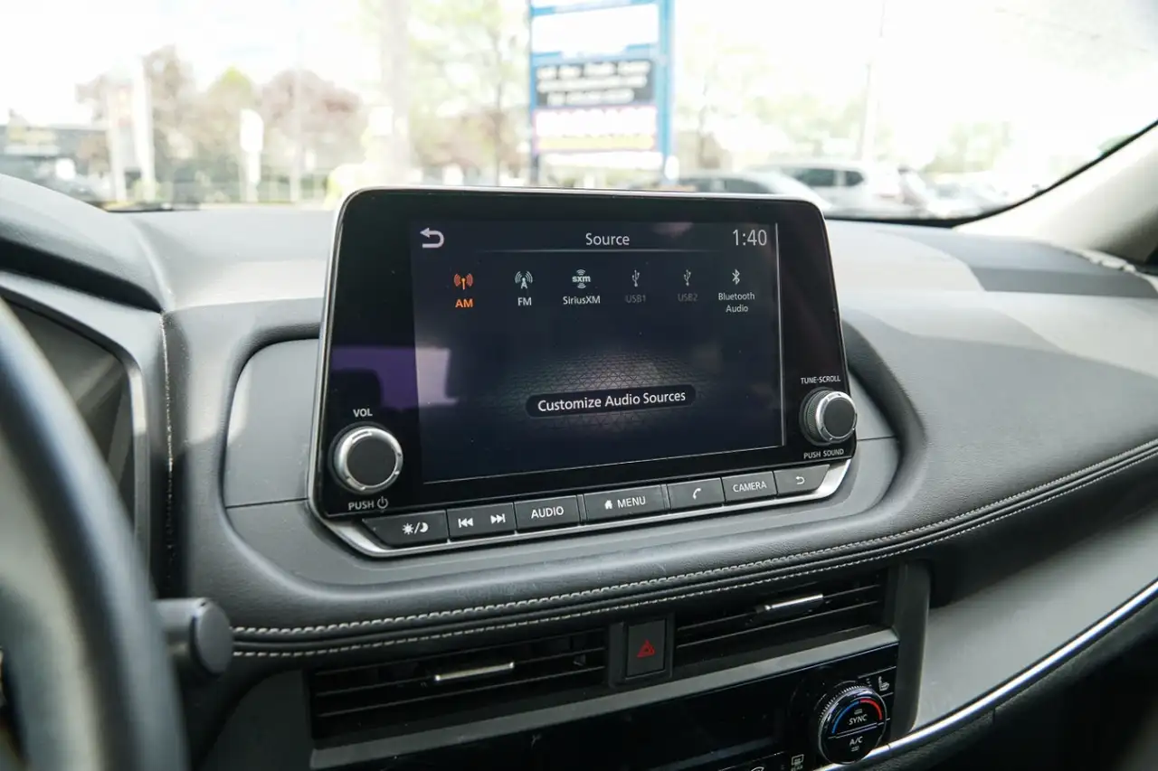 Nissan Rogue снимка Nissan Rogue